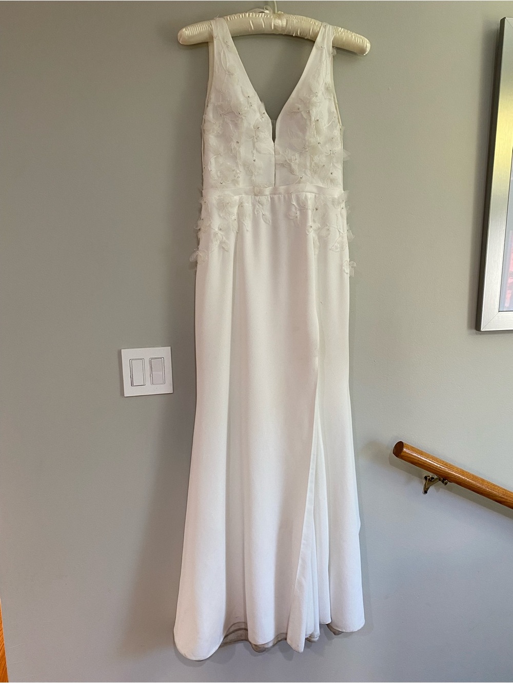 Rime Arodaky White V-Neck Wedding Gown with Floral Appliqué